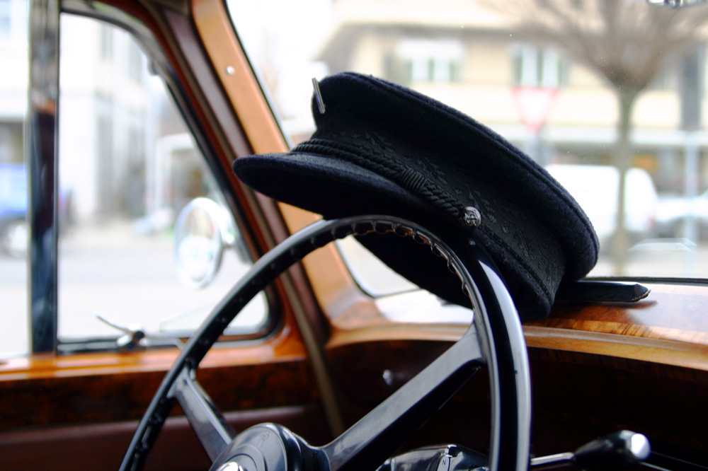 Klicken Sie für weitere Bilder. André Burri, Ihr Chauffeur